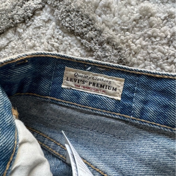 Levi’s premium 501 denim shorts Jean shorts high rise button fly distressed 30 - Picture 4 of 11